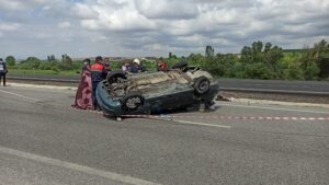 Saray köyünde trafik kazası: 1 ölü, 3 yaralı