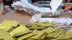 Cumhurbaşkanı Adaylarının Oy Pusulasındaki Yerleri Kura İle Belirlendi: İşte Sıralama