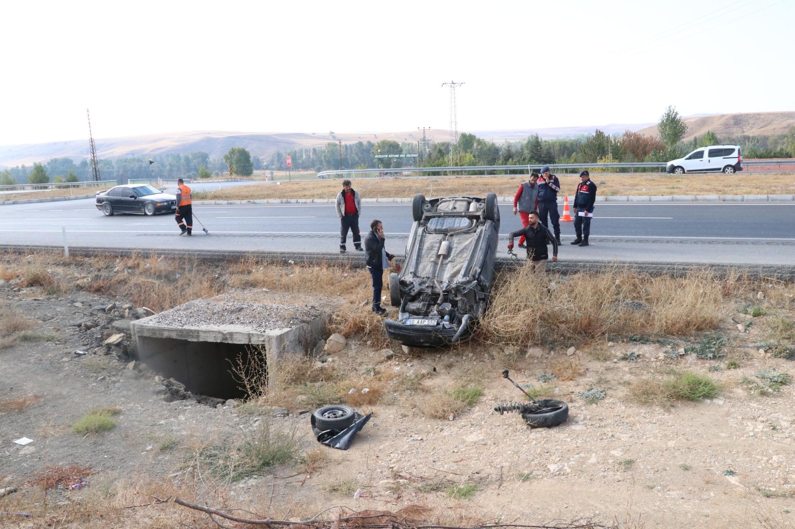 Yozgat’ta 2 otomobilin çarpışması