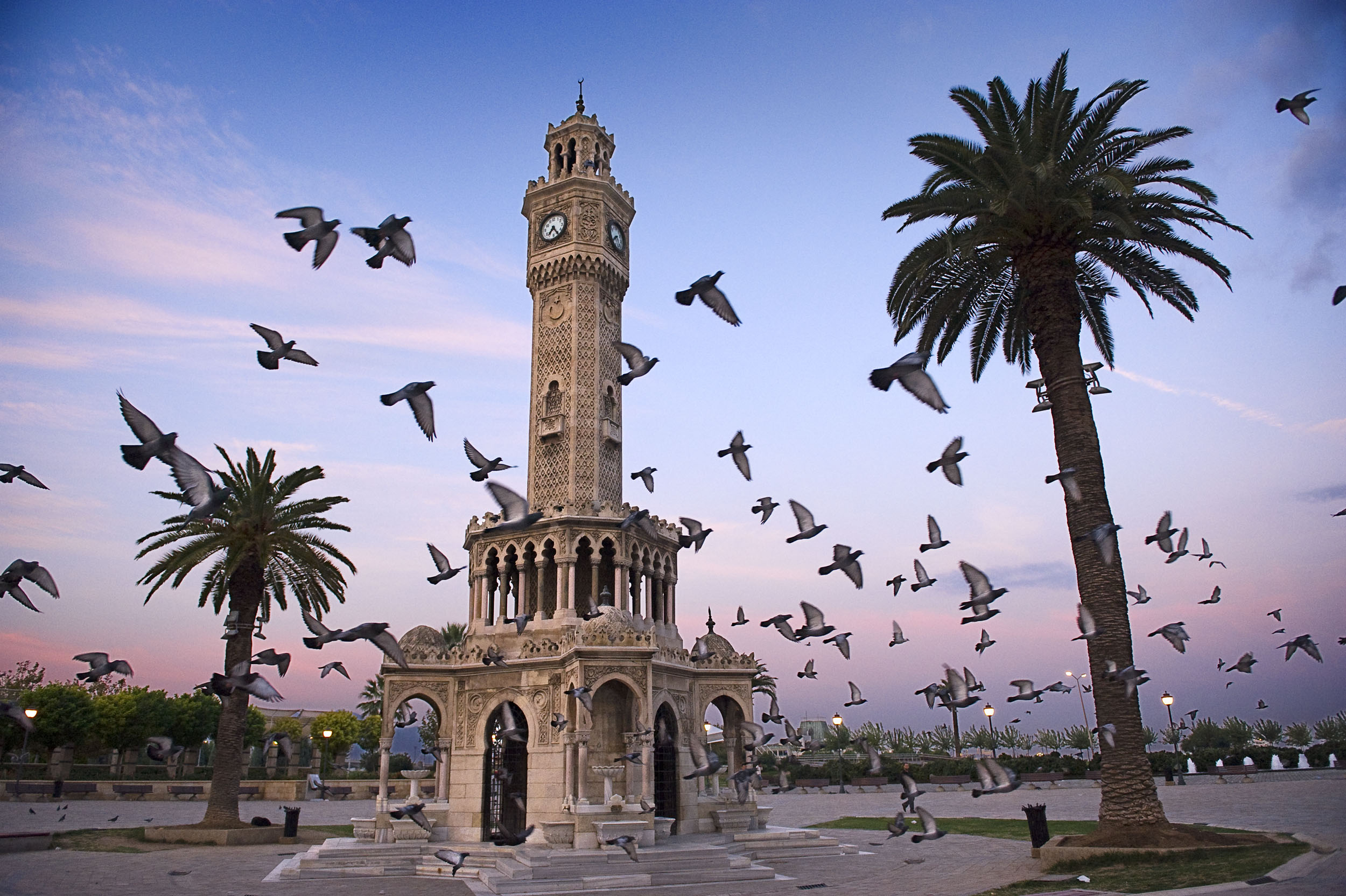 İzmir, Türkiye’nin üçüncü büyük