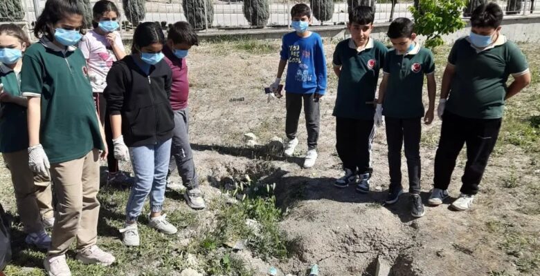 Yerköy’de öğrenciler çevreye sahip çıktı, “Okulum temiz” etkinliği ile çevre temizliği yapıldı