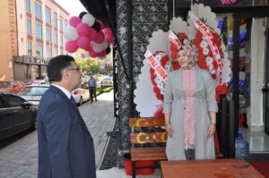 Yerköy Belediye Başkanı Av. Fatih Arslan, ilçede esnafları iş yerlerinde