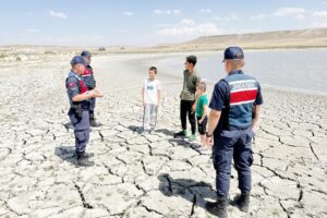 İlçe Jandarma, göletlerde boğulma olaylarına karşı uyardı