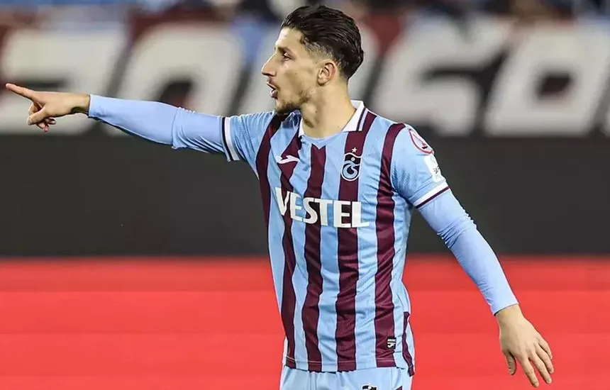 Kuzey Makedonyalı futbolcu Enis Bardhi, Trabzonspor ile sözleşmesini karşılıklı anlaşmayla