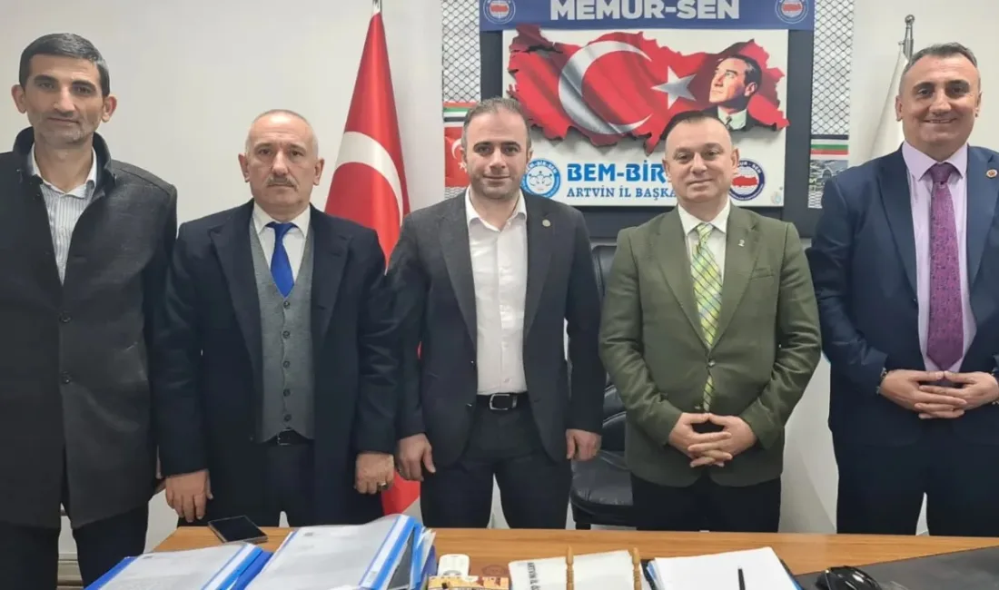 AK Parti Kemalpaşa İlçe Başkanı Yener Balkaya ile Hopa AK