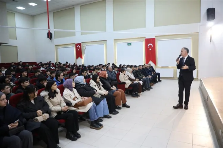 Genç Bakış programları kapsamında Hacı Sevim Yıldız Mesleki Eğitim Kampüsünde