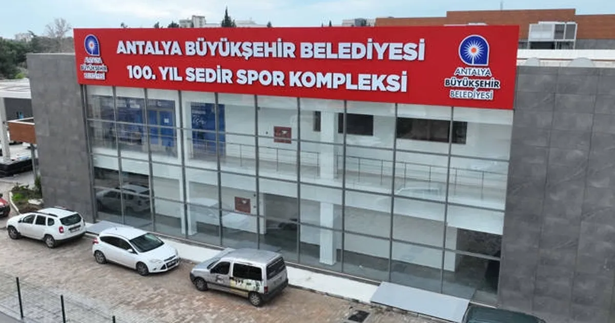 Antalya Büyükşehir Belediyesi’nin Antalyalıları sporla buluşturduğu Antalya Spor ve Fitness