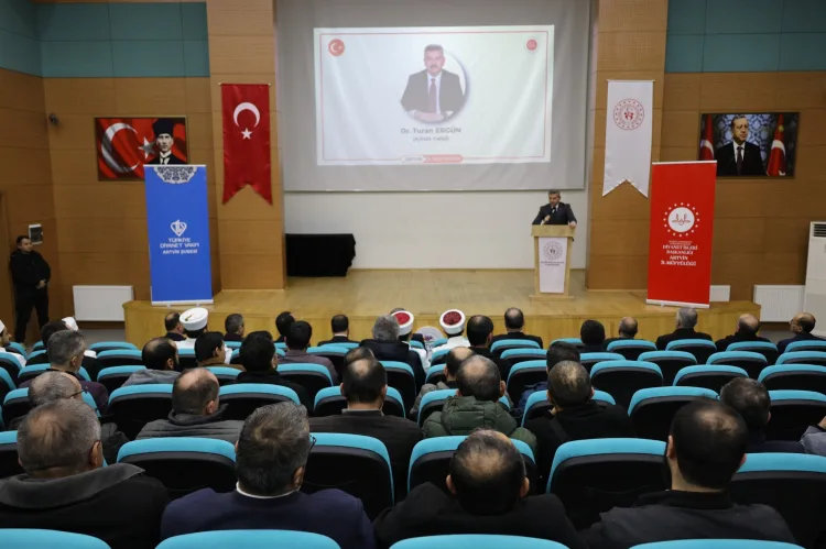 Artvin Valisi Turan Ergün, “Aylık Din Hizmetleri Değerlendirme Toplantısı’na” katıldı.