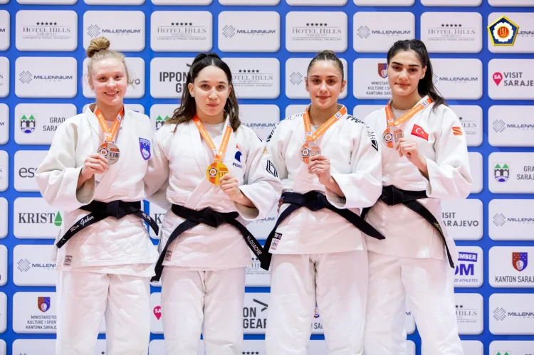 Konya Büyükşehir Belediyespor judo takımında mücadele eden Sinem Oruç, ilk