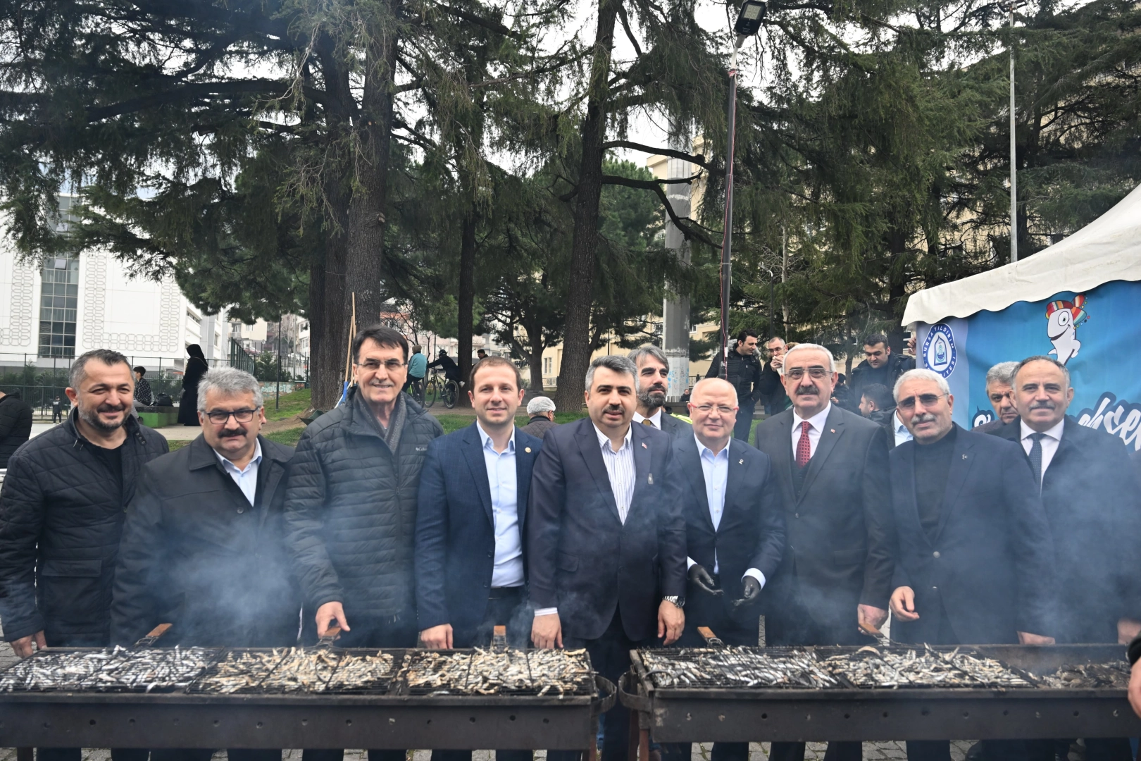 Yıldırım’da Karadeniz rüzgârı esti. Horondan kemençeye, tulumdan halk oyunlarına kadar