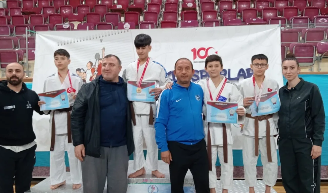 8-9 Şubat 2025 tarihlerinde Okul Sporları Yıldızlar kategorisi gruplar judo