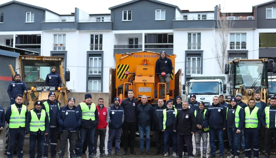 Bursa Gemlik Belediyesi, yaklaşan kar yağışı öncesinde ilçede herhangi bir