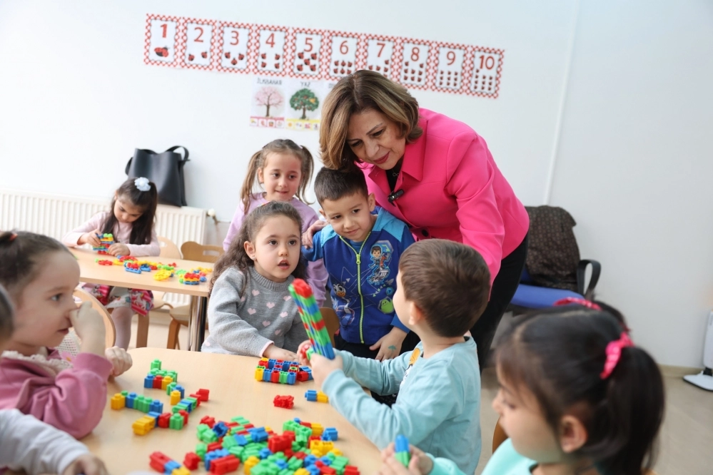 Eskişehir Büyükşehir Belediyesi ESMEK başlattığı “Oyun Evleri” projesi örnek olmaya