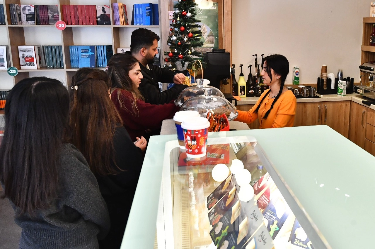 İzmir Büyükşehir Belediyesi tarafından kurulan ve derinleşen ekonomik krizden etkilenen