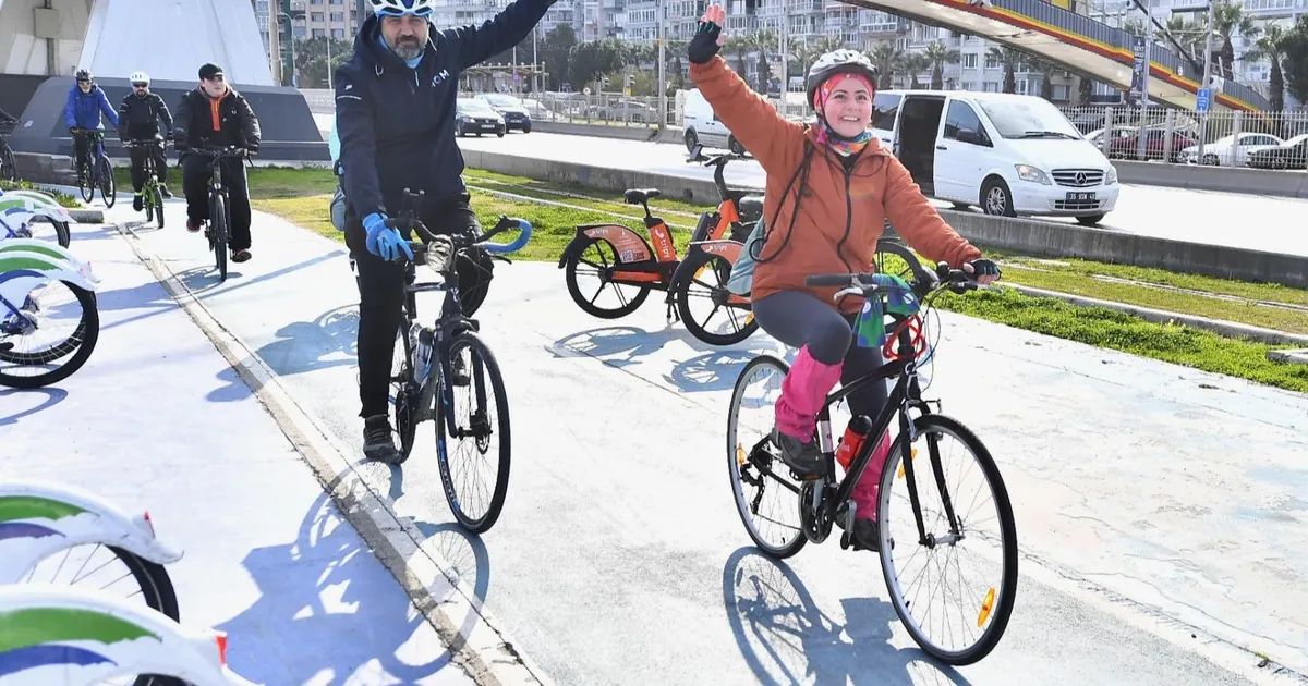 İzmir Büyükşehir Belediyesi’nin sporu ve sağlıklı yaşamı kente yayma hedefiyle