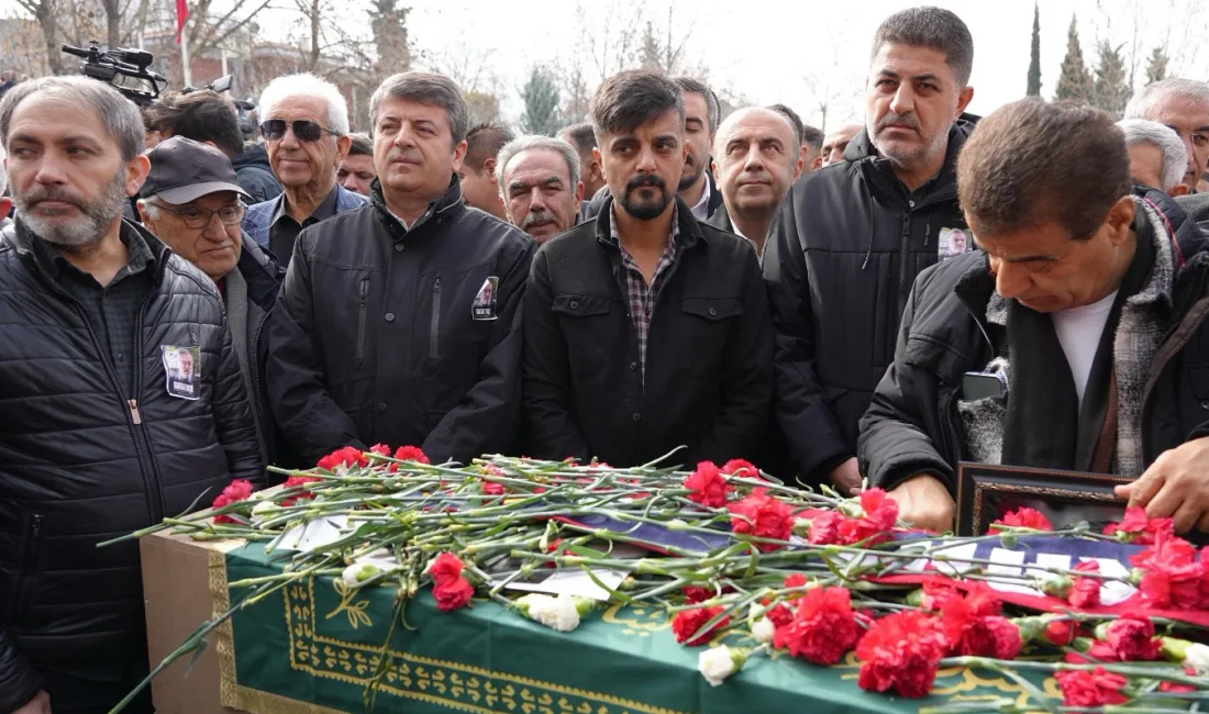 Türk arabesk ve halk müziğinin sevilen isimlerinden Kahtalı Mıçe, memleketi