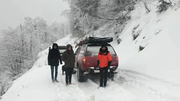 Kocaeli Büyükşehir Belediyesi Karla Mücadele Ekipleri, kırsal ve yüksek kesimlerde