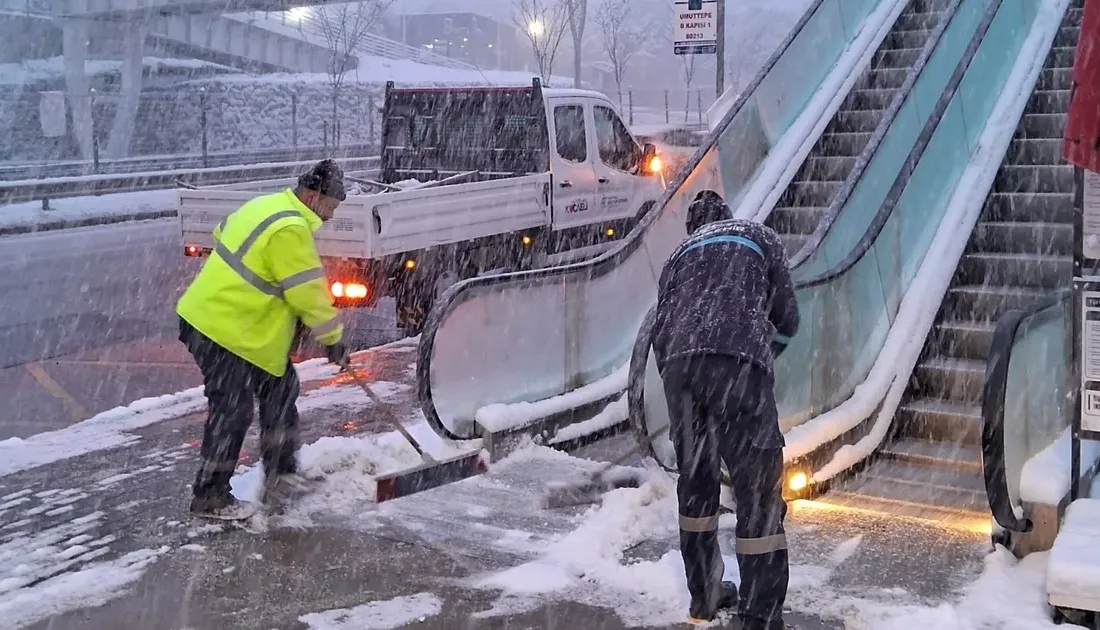 Kocaeli Büyükşehir, yayaların sıklıkla kullandığı cadde, sokak, kaldırım ve üst