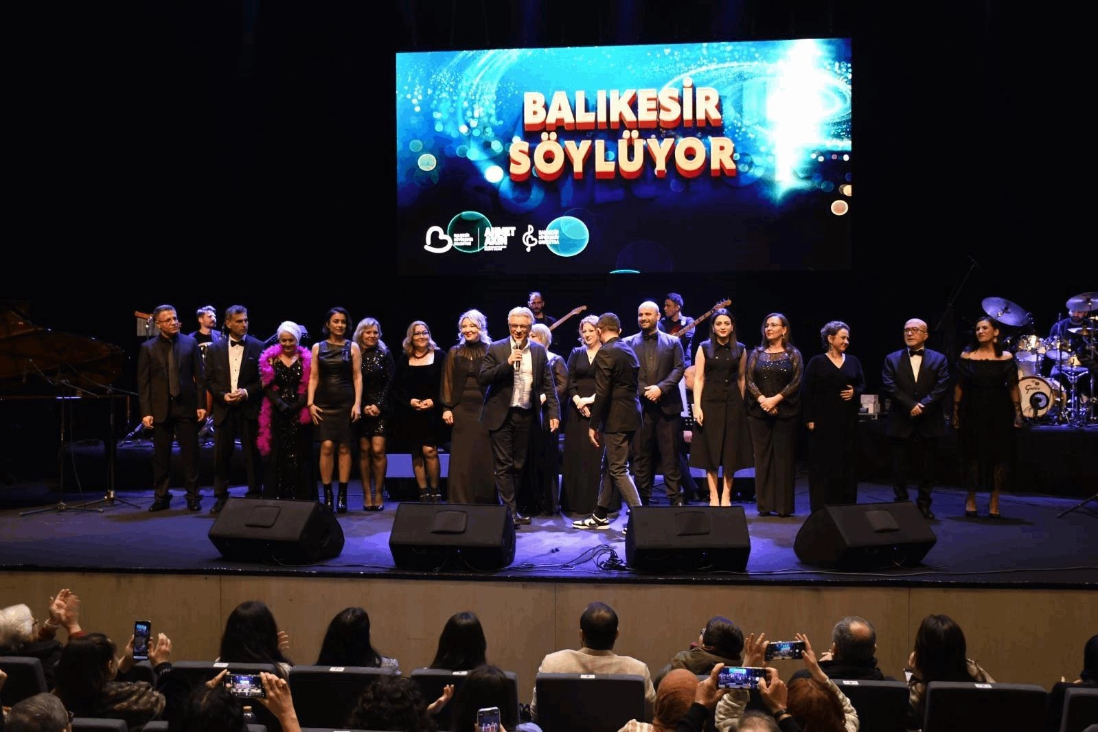 Balıkesir’i kültür sanatın kalbinin attığı bir kent haline dönüştüren Balıkesir