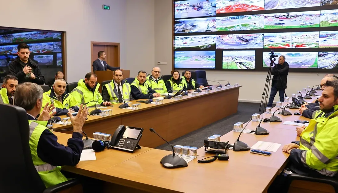 Meteorolojik uyarıların üç gün boyunca kar alarmı verdiği Sakarya’da, Büyükşehir