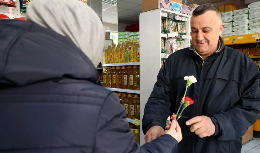 Sakarya Büyükşehir Belediyesi, Berat Kandili’nde Pamukova ilçesinde cadde ve sokaklarda