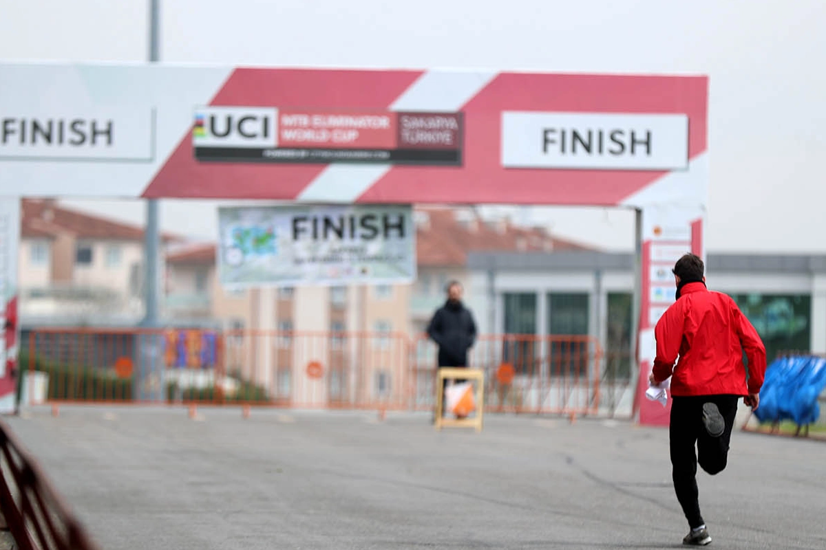 Sakarya Oryantiring Okul Sporları Gençler İl Birinciliği müsabakaları Ayçiçeği Bisiklet