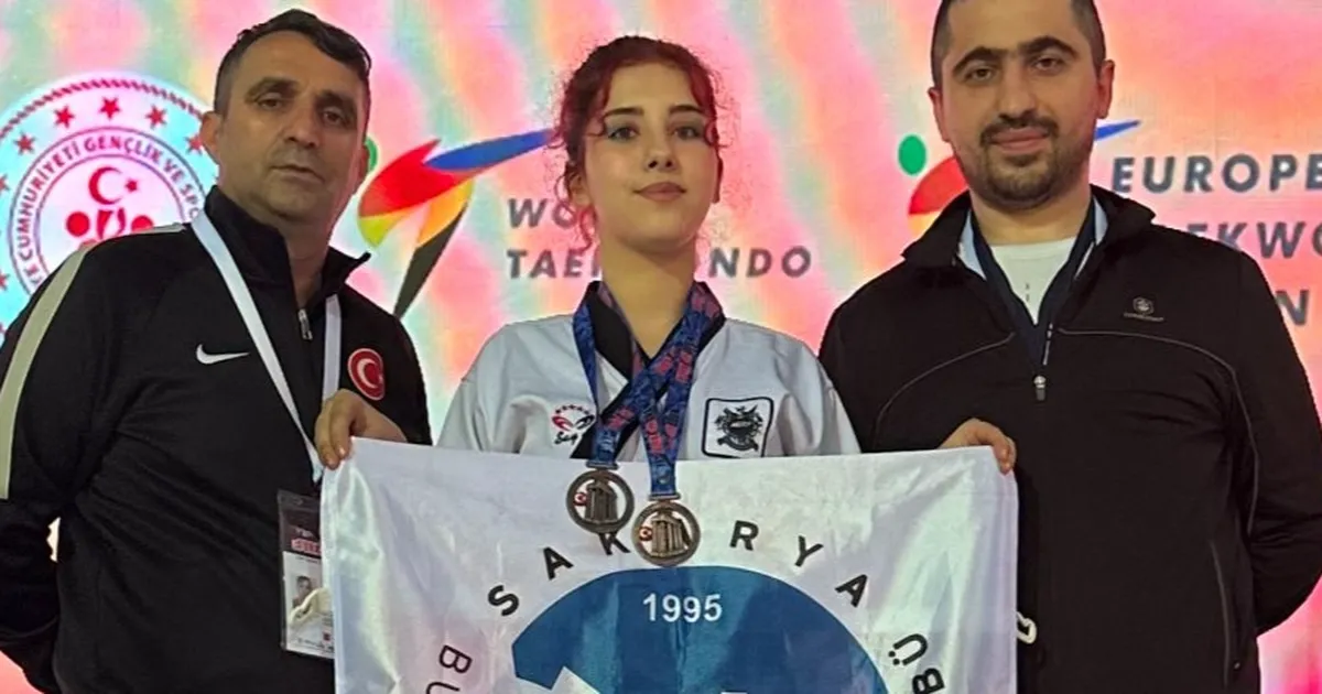 Sakarya Büyükşehir Belediyesi taekwondo sporcusu Zeynep Gül, Antalya’da 60 ülkeden