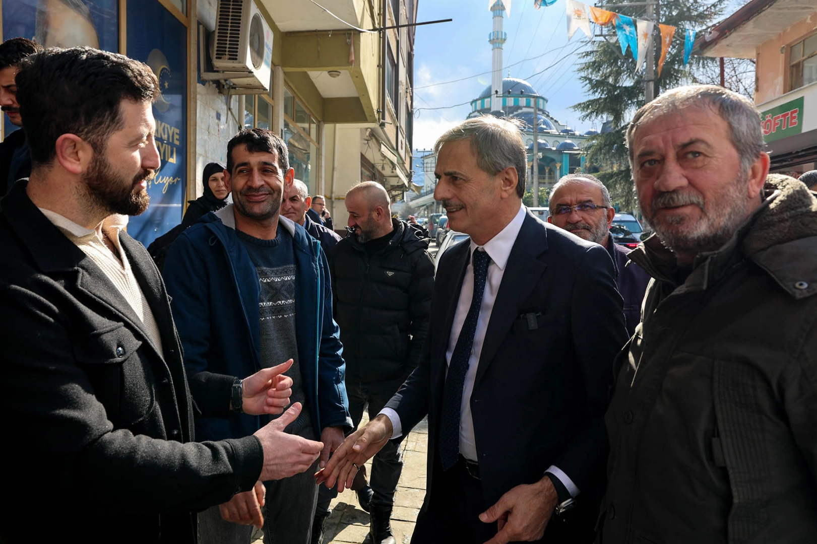 Sakarya Büyükşehir Belediye Başkanı Yusuf Alemdar, Karapürçek ziyaretinde bölgesel park