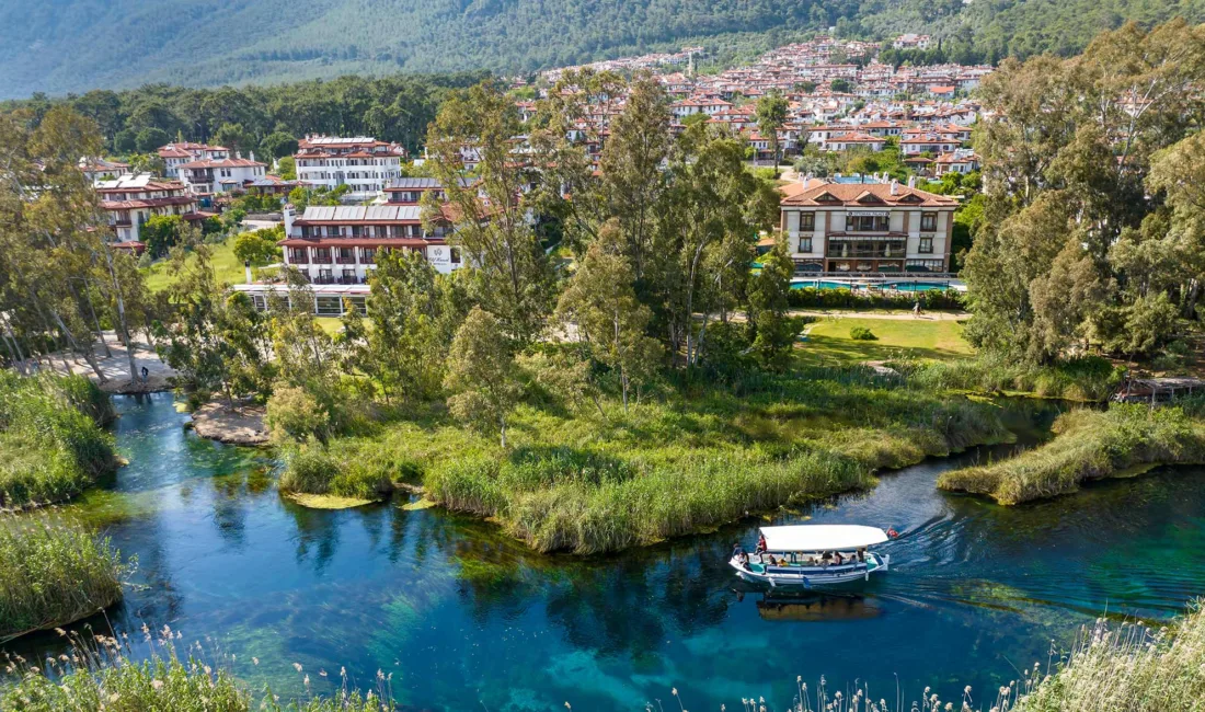 Muğla’nın Ula ilçesine bağlı Akyaka, Türkiye’nin en özel tatil noktalarından