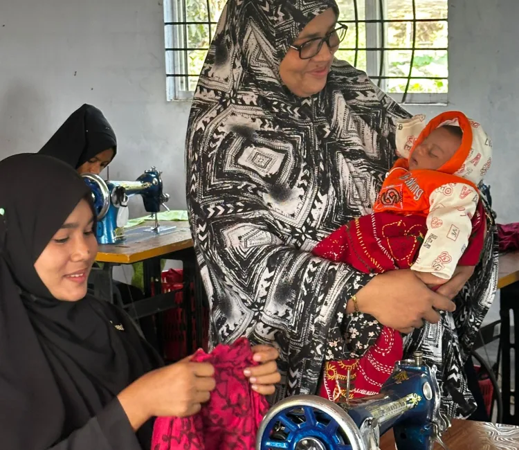 Avrupa’daki Türklerin desteğiyle, Bangladeş’in Cox’s Bazar kenti yakınlarındaki Arakan Mülteci