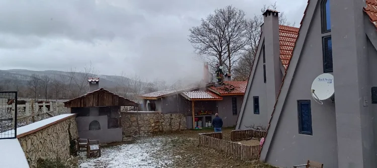 Bilecik’in Pazaryeri ilçesine bağlı Arapdede köyünde bulunan at çiftliğinde, kazan