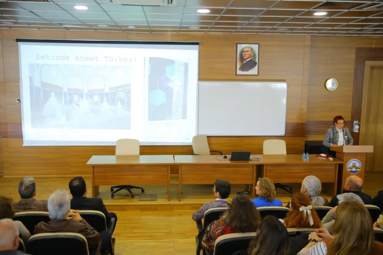 Trakya Üniversitesi Edebiyat Fakültesi Sanat Tarihi Bölümü tarafından deneyimli akademisyenleri