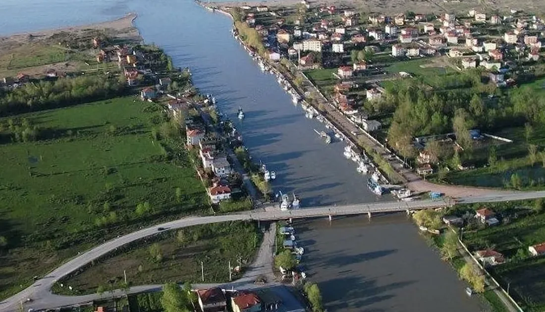 Sakarya Büyükşehir Belediye Başkanı Yusuf Alemdar, ilçe ziyaretleri kapsamında Karasu’yu