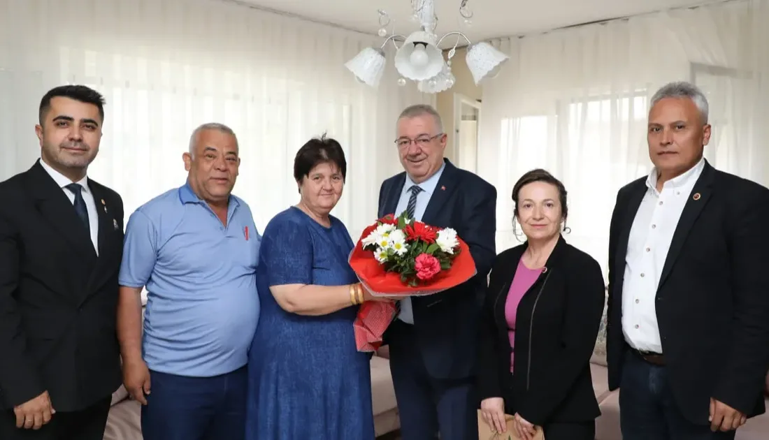 Balıkesir Edremit Belediye Başkanı Mehmet Ertaş, şehit ailelerine yönelik duyarlılığı