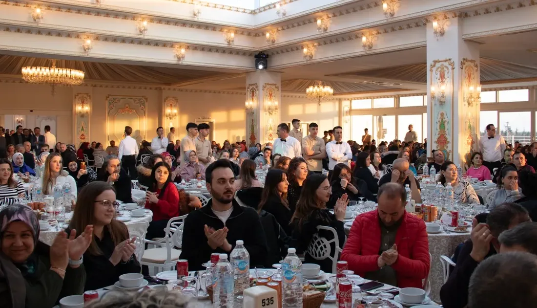 TAYPA Tekstil, bu yıl da geleneksel iftar sofralarında çalışanlarıyla buluştu.