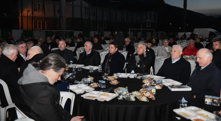 Bursa Amatör Spor Kulüpleri Federasyonu’nun düzenlemiş olduğu iftar davetine katılan