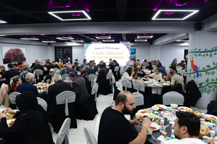 Bursa Kestel Belediyesi, ilçedeki mahalle muhtarlarıyla iftar programında bir araya