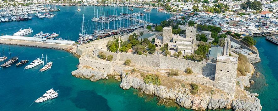 Türkiye’nin en gözde tatil rotalarından biri olan Bodrum, doğanın cömertçe