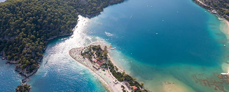 Fethiye, Türkiye’nin en popüler tatil beldelerinden biri olsa da doğası