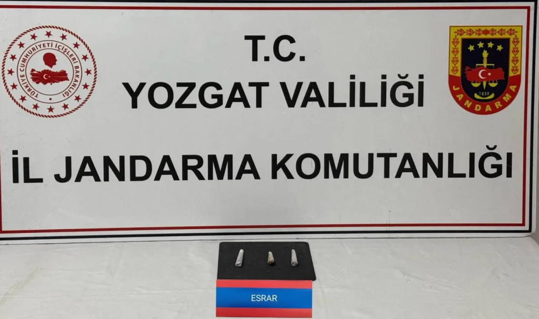 Sorgun’da jandarma ekiplerinin gerçekleştirdiği yol kontrolünde, bir araçta yapılan aramada