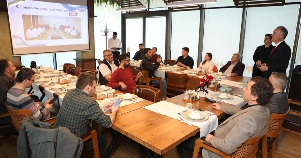 Bursa İnegöl Belediye Başkanı Alper Taban, İnegöllü basın mensuplarıyla Gastro