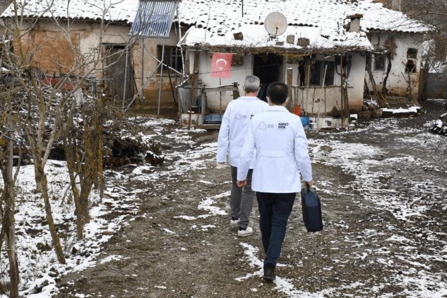 Balıkesir Büyükşehir Belediye Başkanı Ahmet Akın, özellikle kırsal bölgelerde yaşayan