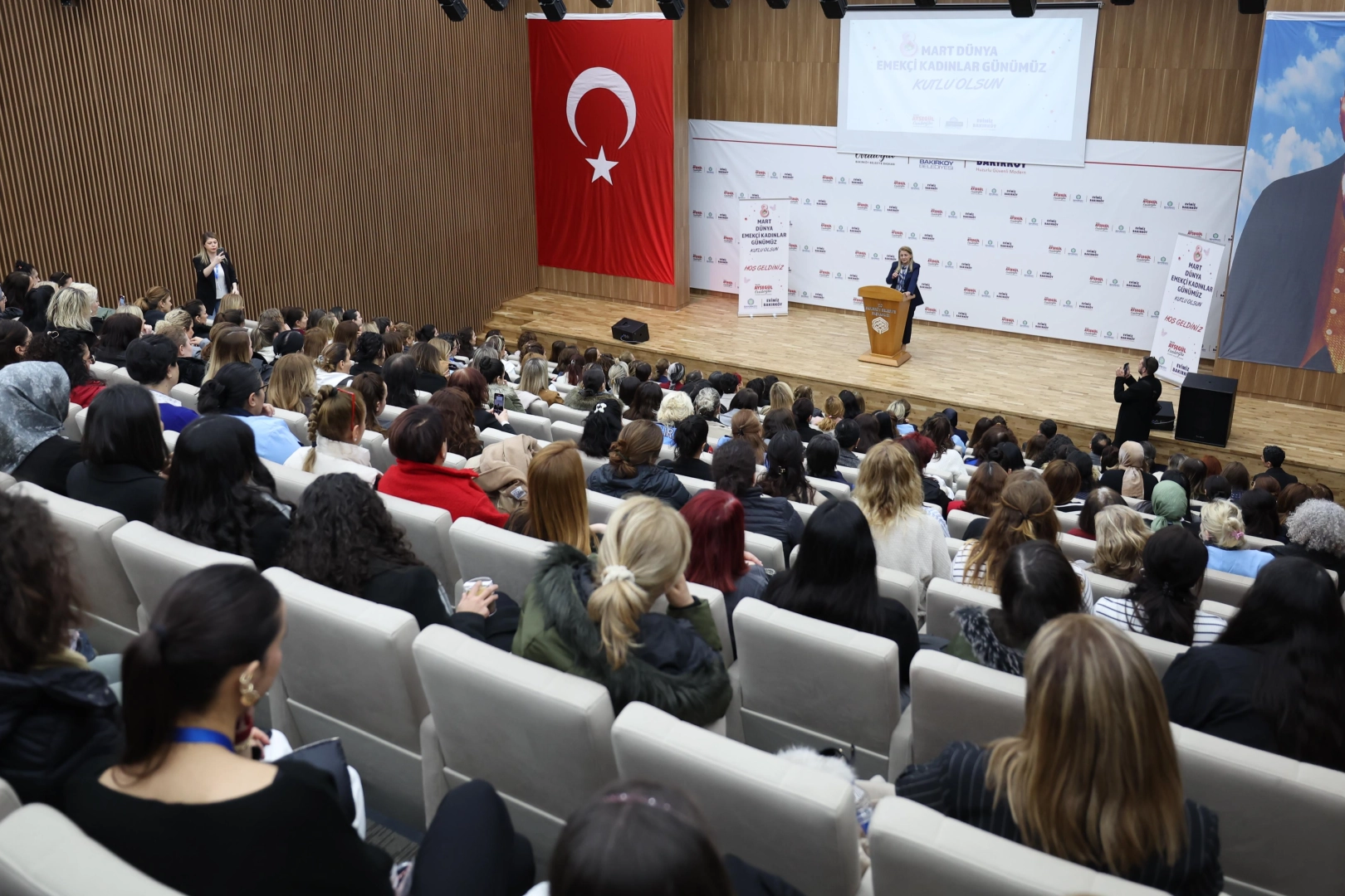 İstanbul Bakırköy Belediye Başkanı Doç. Dr. Ayşegül Ovalıoğlu, 8 Mart