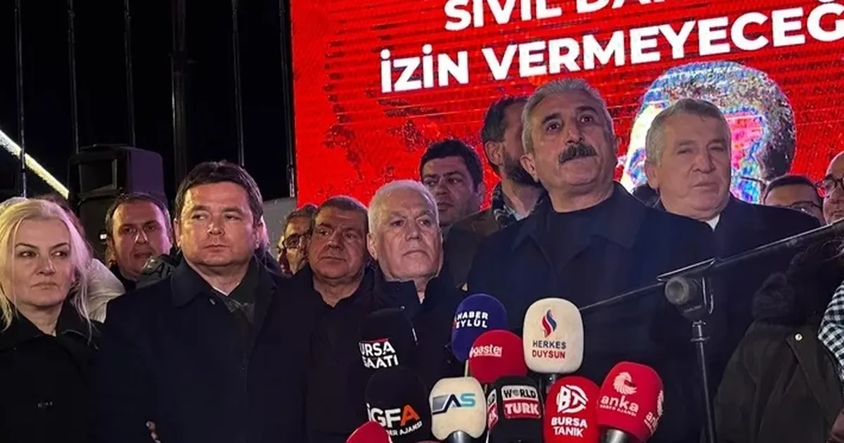 Gözaltında tutulan Cumhuriyet Halk Partisi Cumhurbaşkanı Adayı ve İstanbul Büyükşehir