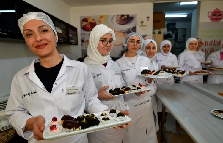 Bornova Belediyesi, İzmir Şekerciler ve Pastacılar Odası ve İzmir Soroptimist