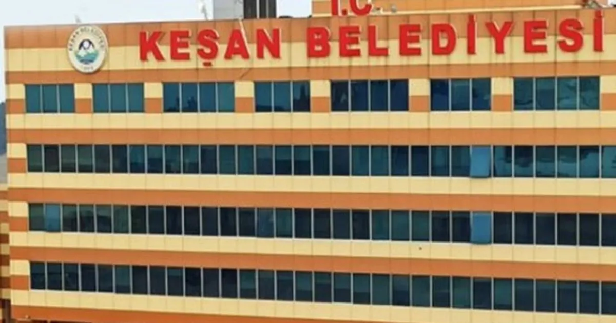 AK Parti Keşan İlçe Başkanı Savaş Pekdemir, Keşan Belediyesi’nin satışları