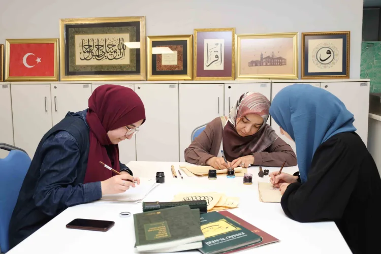 Kocaeli Büyükşehir Belediyesi bünyesindeki İzmit Necip Fazıl Kısakürek Akademi Lisesi