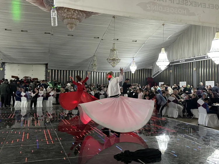 Bolu Yığılcalılar Derneğinin 8. Geleneksel iftar programına Yığılca’lılardan rekor katılım