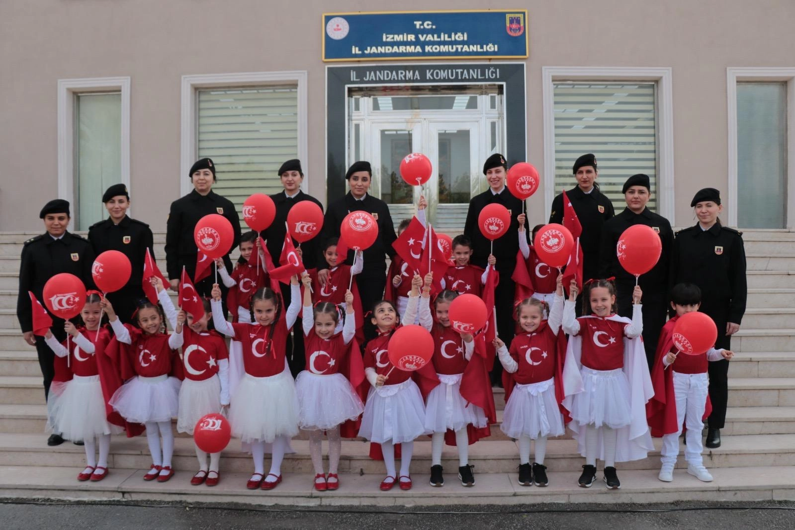 İzmir’in Gaziemir ilçesinde bulunan bir anaokulunda eğitim gören 6 yaşındaki