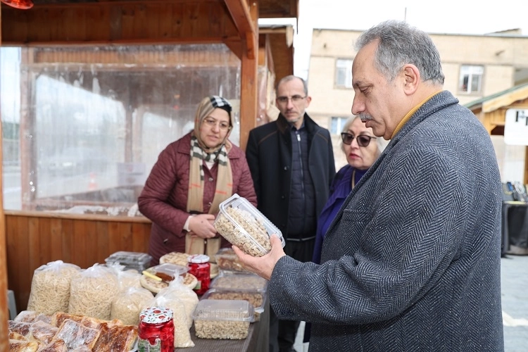 Talas Belediyesi’nin kadın girişimcilere destek amacıyla Maharetli Eller Kadın Girişimi